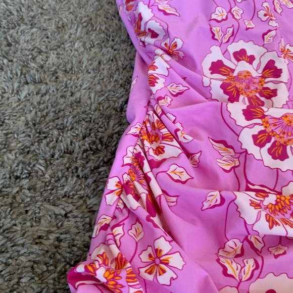 J. Crew Pink Floral Side Ruched Swimsuit Sz.18 One Piece NWT, - Picture 2 of 10